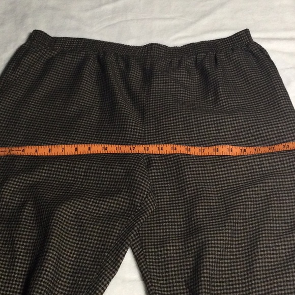 BRIGGS New York Tan snd Black Checkered pants with elastic waist band - Picture 11 of 16